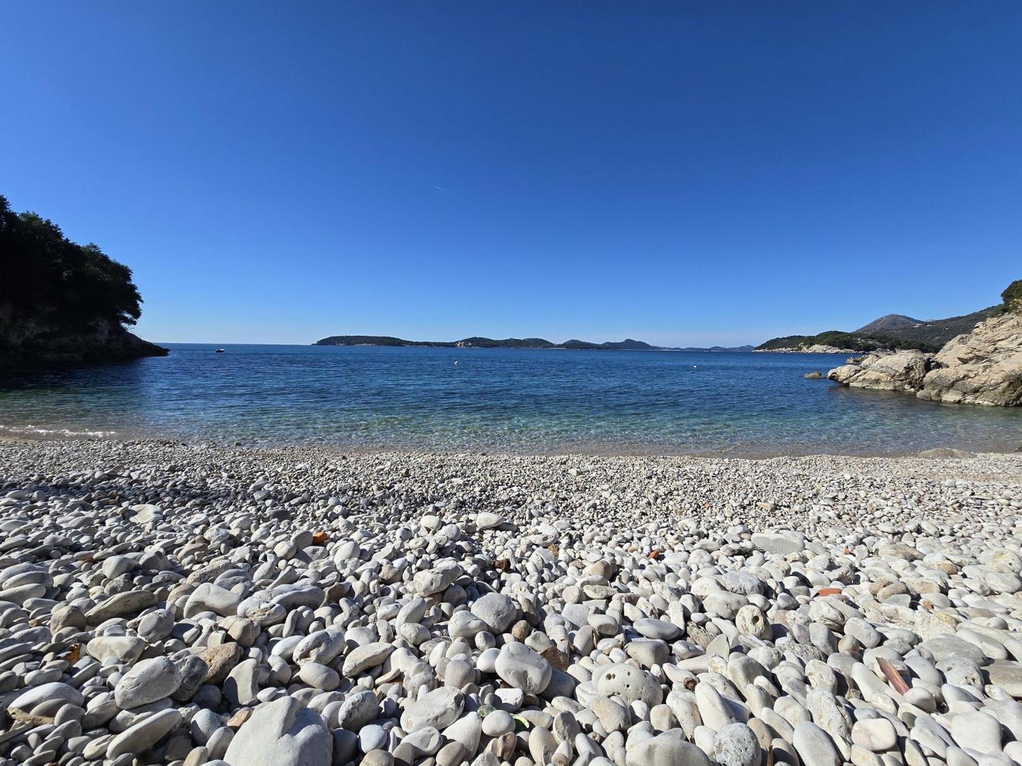 Indy'S Beach Apartments Dubrovnik Room photo