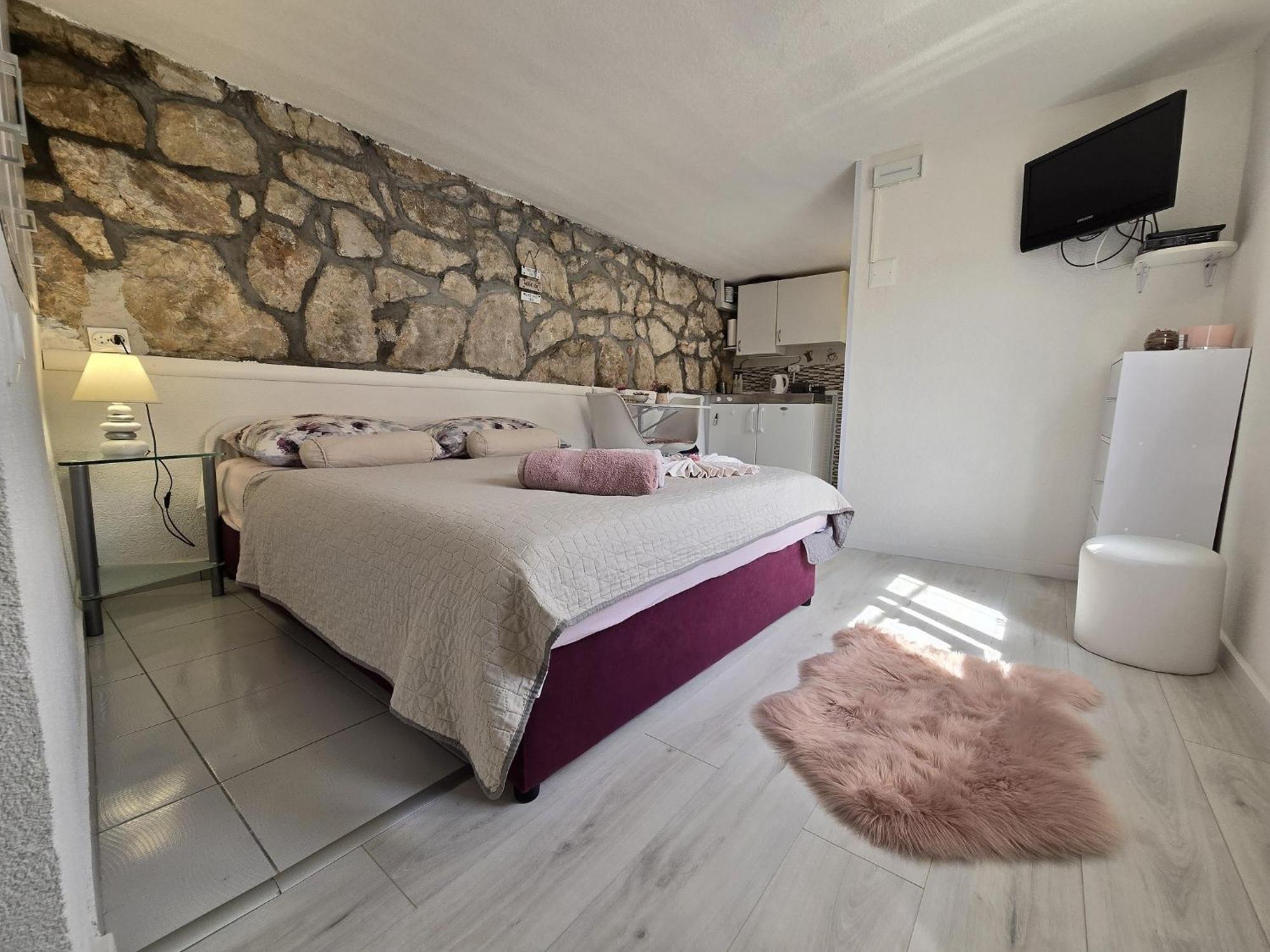 Indy'S Beach Apartments Dubrovnik Room photo