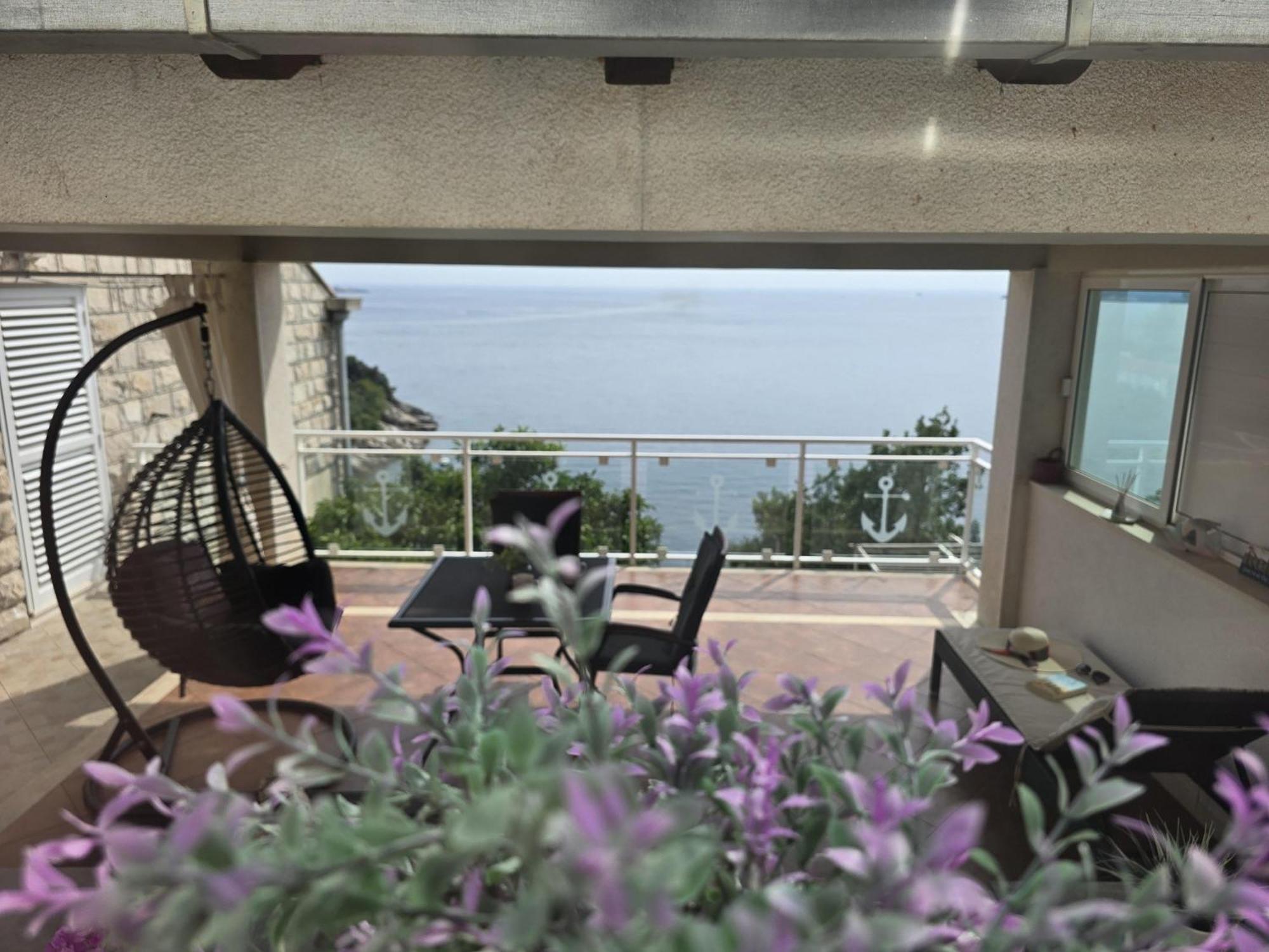 Indy'S Beach Apartments Dubrovnik Room photo
